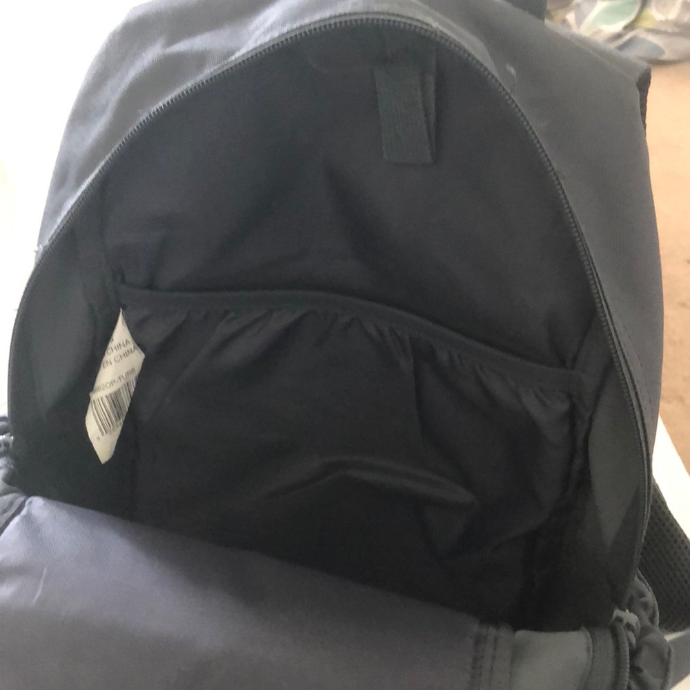 Backpack - Picture 3 of 5